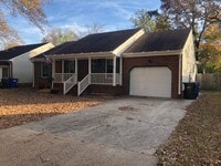 Building Photo - 837 Lex St