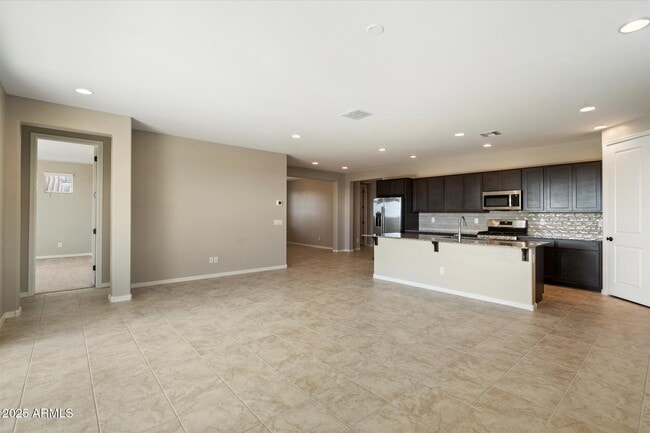 Building Photo - 10211 W Crittenden Ln