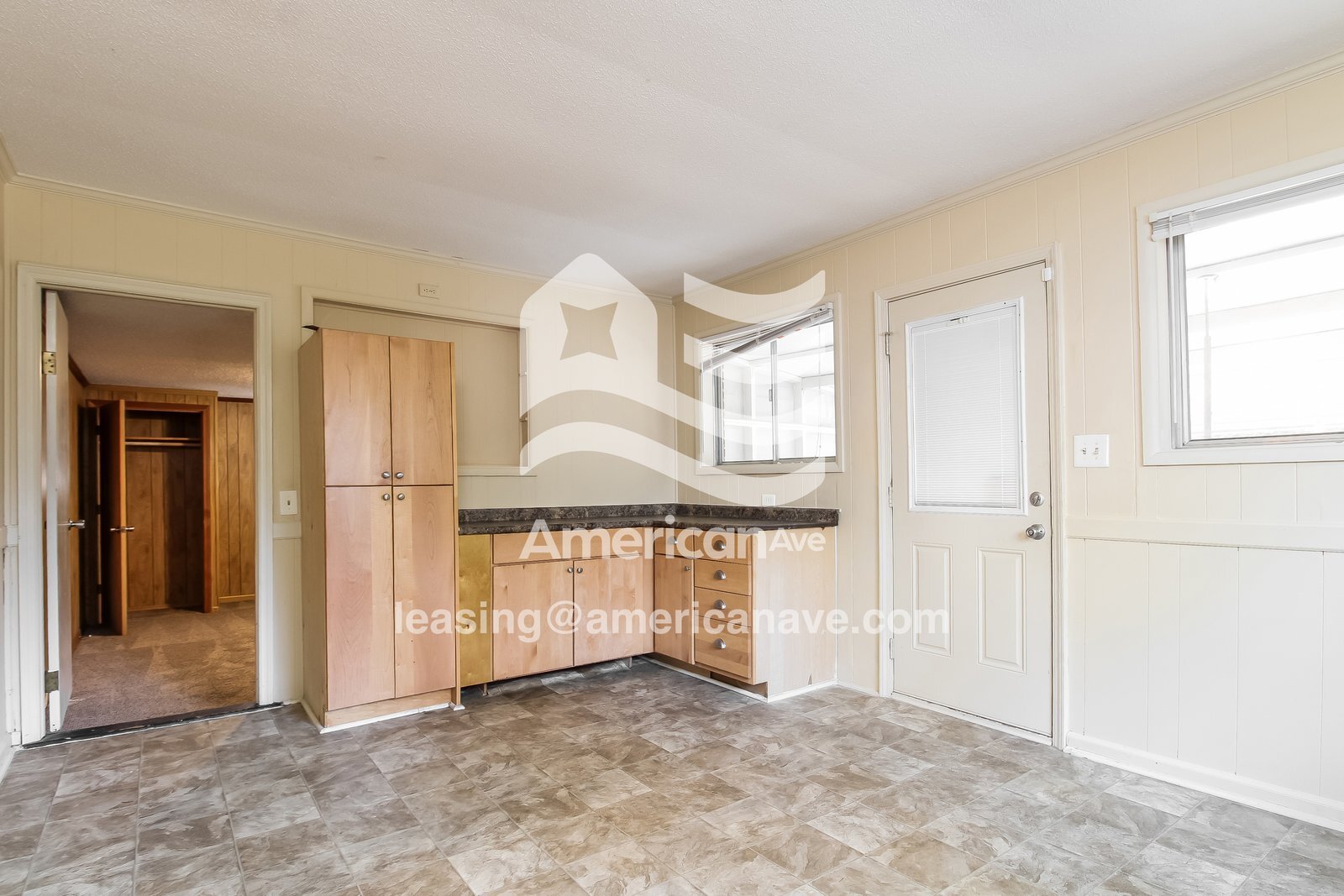 Building Photo - 2713 Marling Dr