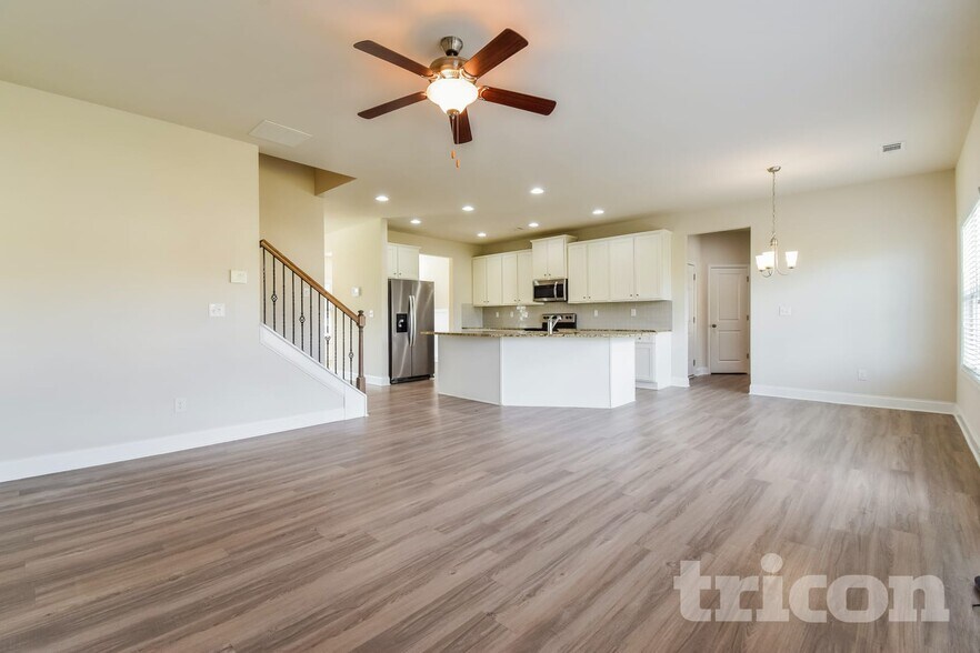 Building Photo - 4282 Bella View Dr