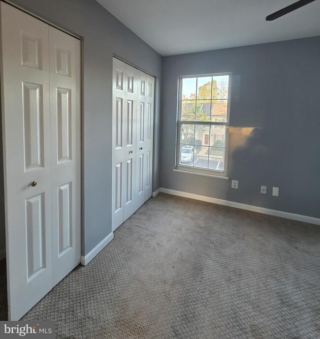 Building Photo - 12977 Abner Ave