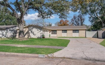 Building Photo - 5926 Ettrick Dr