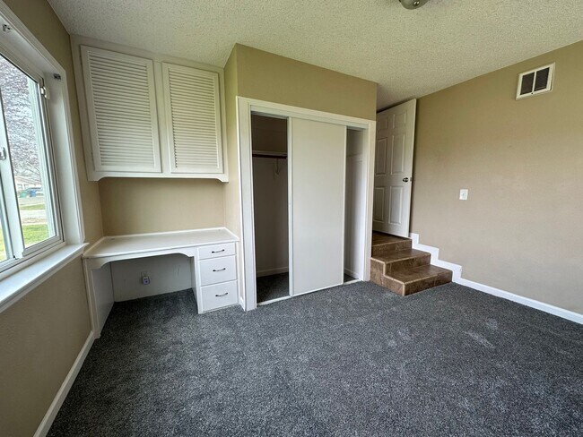 Building Photo - Eastside Corner Lot Tulare home coming soon!