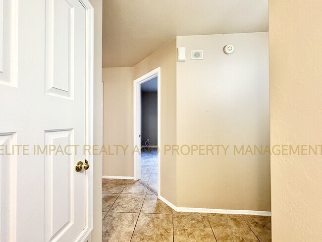 Building Photo - 11360 N Scioto Ave