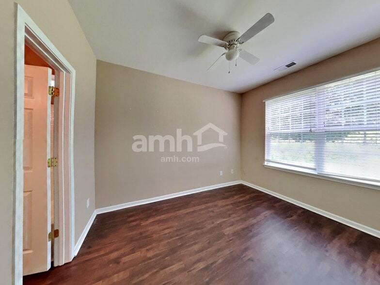 Building Photo - 16202 Grafham Cir