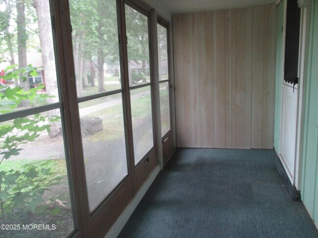 Building Photo - 89D Dorchester Dr