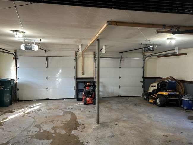 Building Photo - 23 Hospital Rd