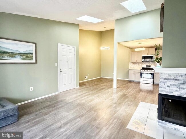 Building Photo - 21 Joyner Ct