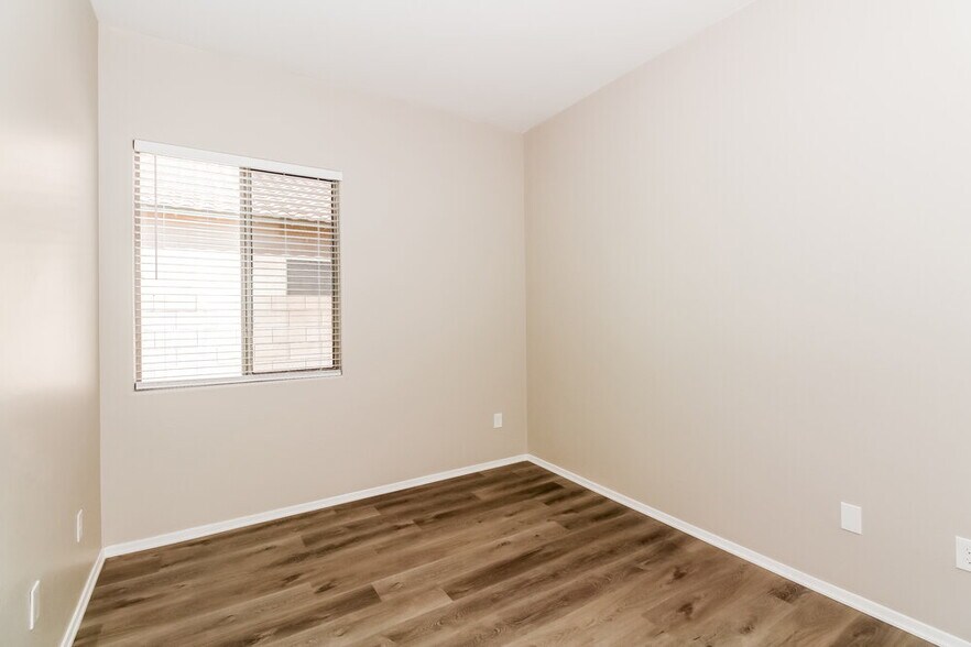 Building Photo - 6498 W Castle Pines Way