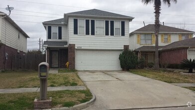 Building Photo - Completely remodeled property in the heart...