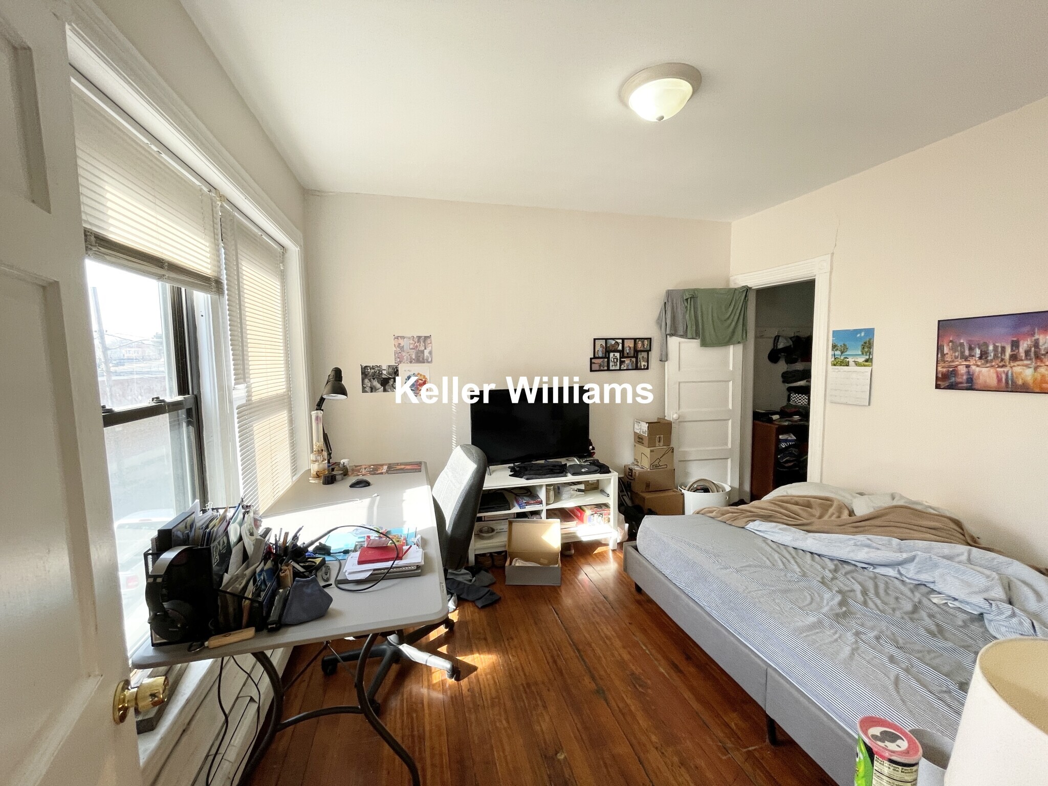 Building Photo - 60 Empire St