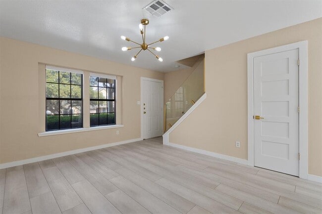 Building Photo - 11901 Swearingen Dr