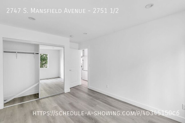 Building Photo - 2747 S Mansfield Ave