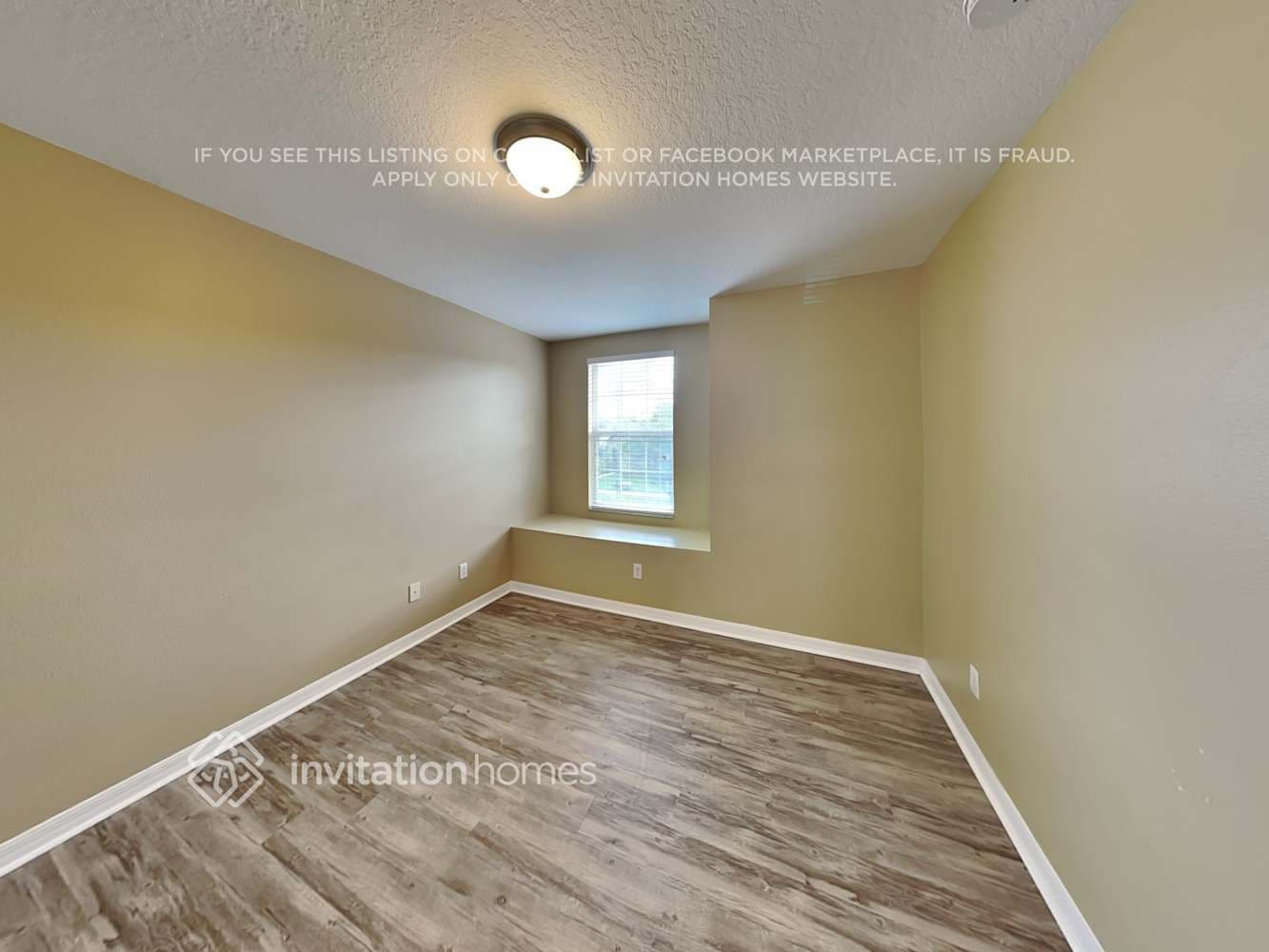 Building Photo - 916 Cristelle Jean Dr