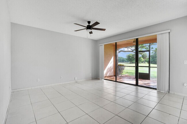 Building Photo - 401 SW 158th Terrace