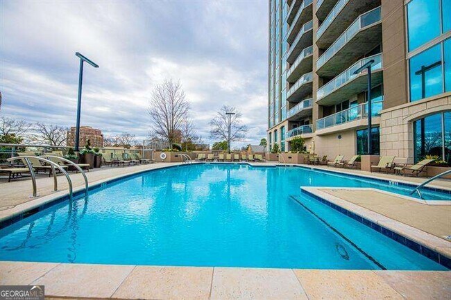 Building Photo - 2795 Peachtree Rd