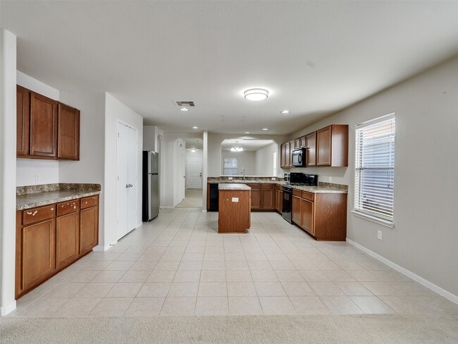Building Photo - 8919 Summerset Meadow Ct