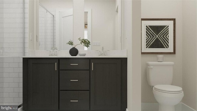 Building Photo - 39 E Front St