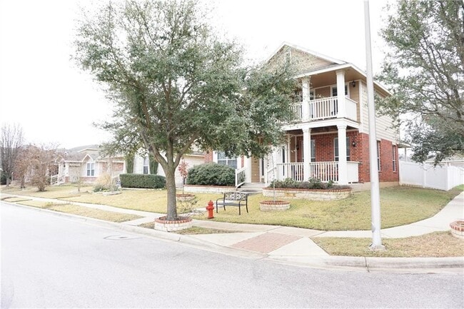 Building Photo - 1911 Big Bend Dr