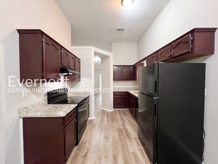 Building Photo - 7594 Iris Dr