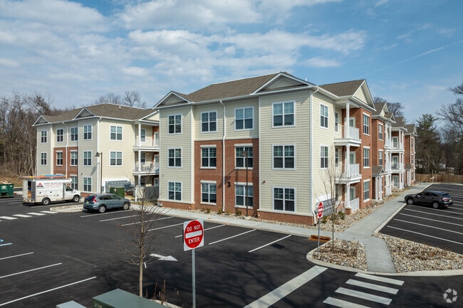 Building Photo - Cornerstone at Chatham