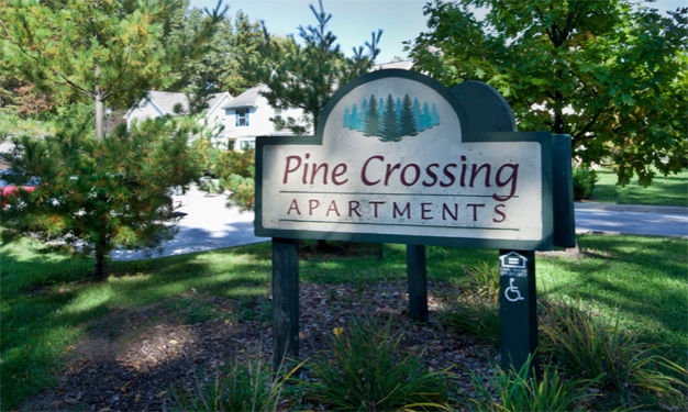 Primary Photo - Pine Crossing Apartments