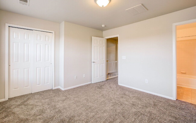 Building Photo - 4843 Harrier Ridge Dr