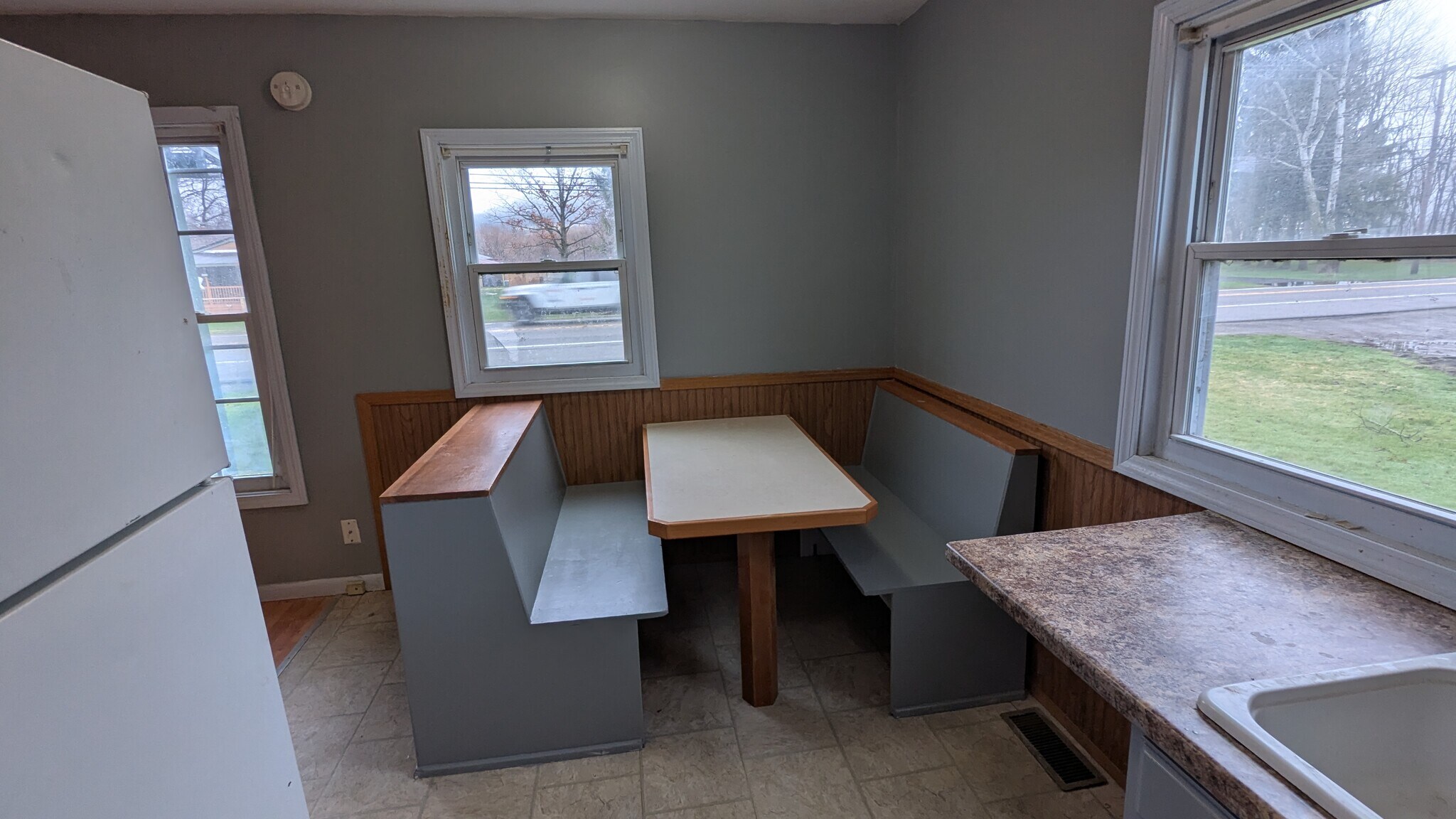 built-in table - 4923 State Route 19 S