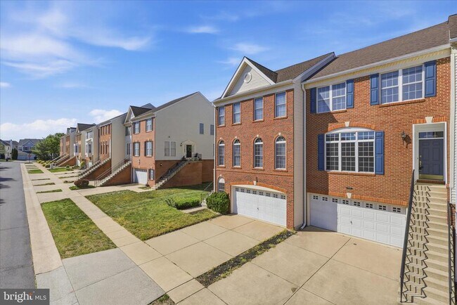 Building Photo - 25828 Kirkwood Square