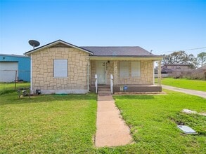 Building Photo - 6705 Speaker St