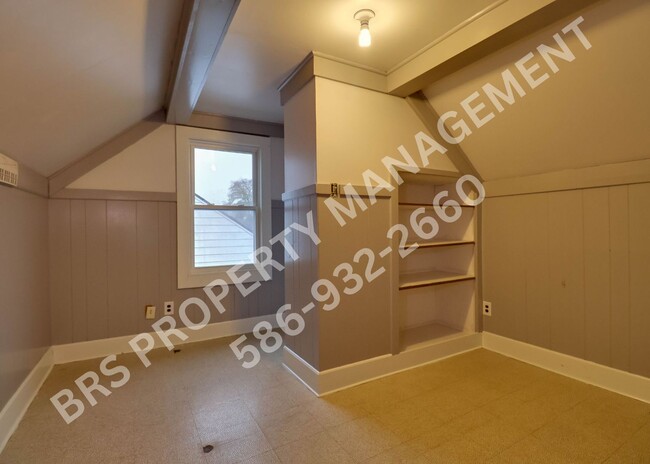 Building Photo - Cozy 3bd, 1ba in Mt. Clemens