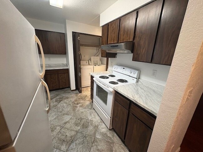 Building Photo - Olympia 4 Plex