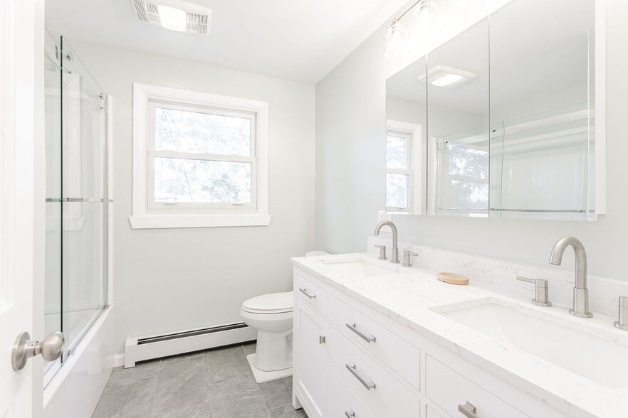 Building Photo - 2 Cliff View Dr