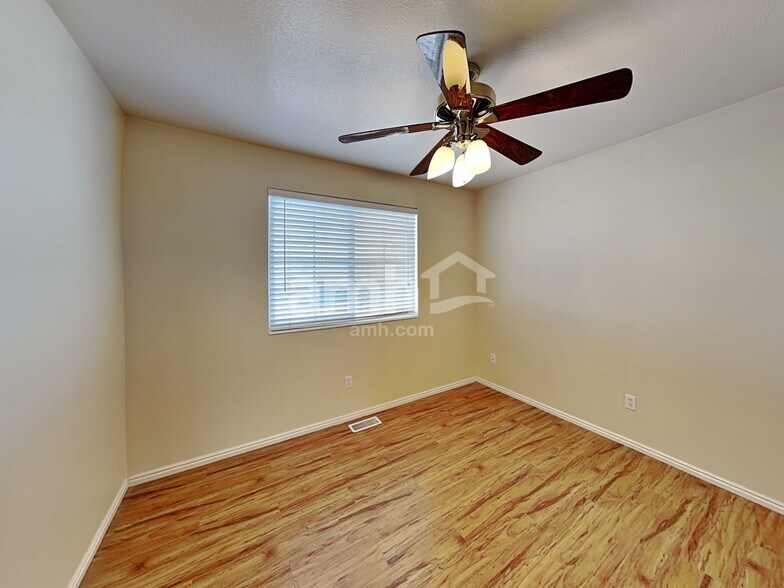 Building Photo - 2258 S 2775 W