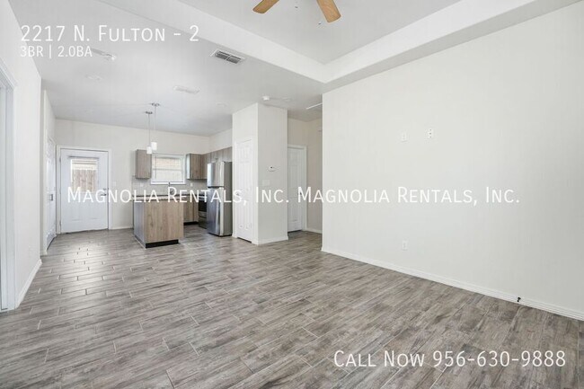 Building Photo - 2217 N. Fulton-2