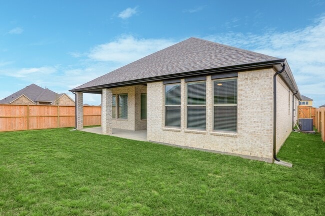 Building Photo - 3003 Lago Costa Dr