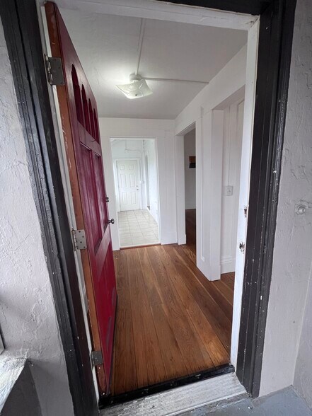 Building Photo - 1172 Ocean Ave