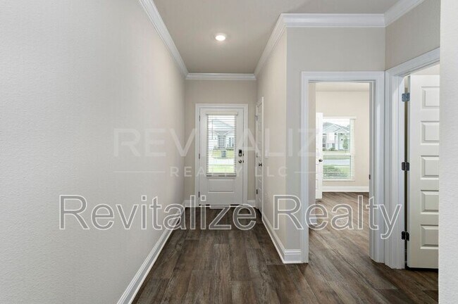 Building Photo - 14543 Dayton Cir
