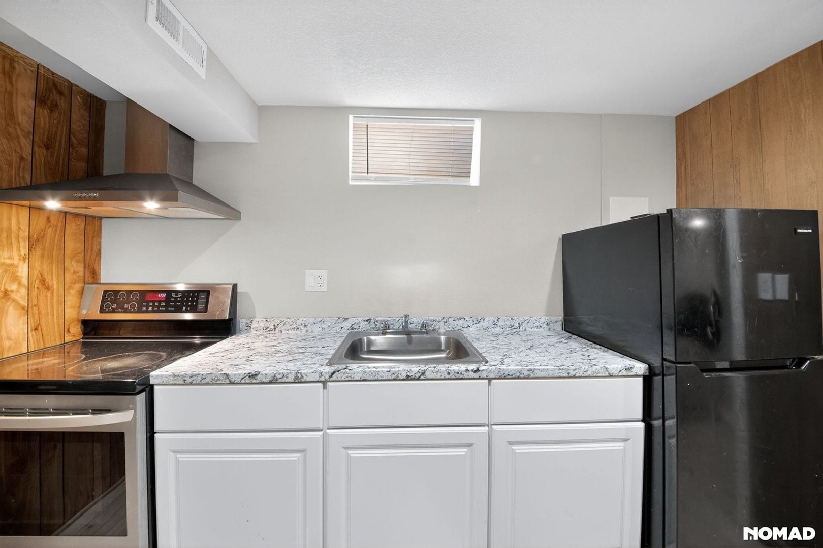 Building Photo - 4331 W 82nd Ave