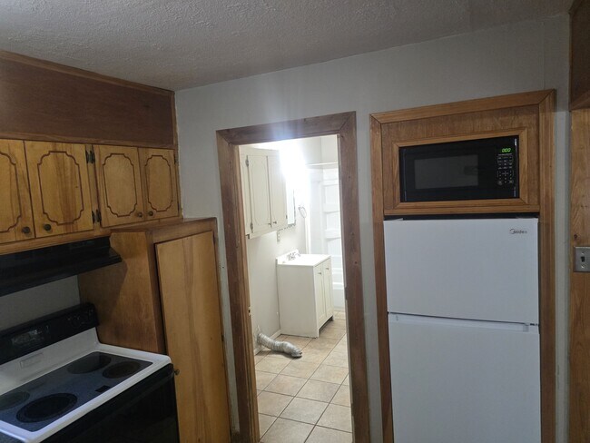 Building Photo - 9873 AR-352