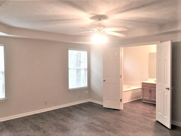 Building Photo - 164 Holt Hills Rd