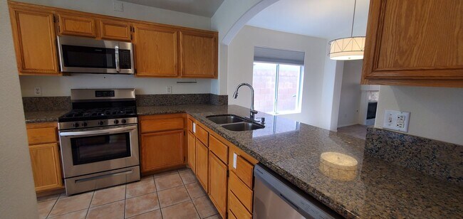 Building Photo - 1805 Quail Point Ct