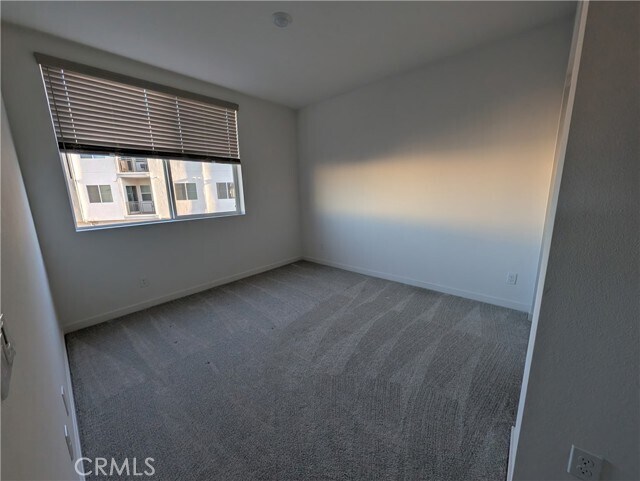 Building Photo - 4152 E Axis Privado