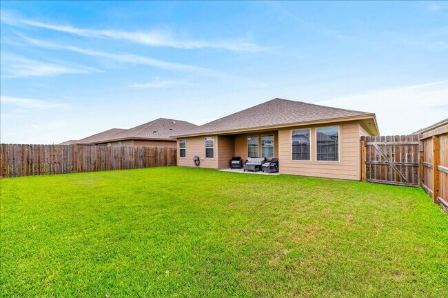 Building Photo - 7749 Bronco Buster Dr