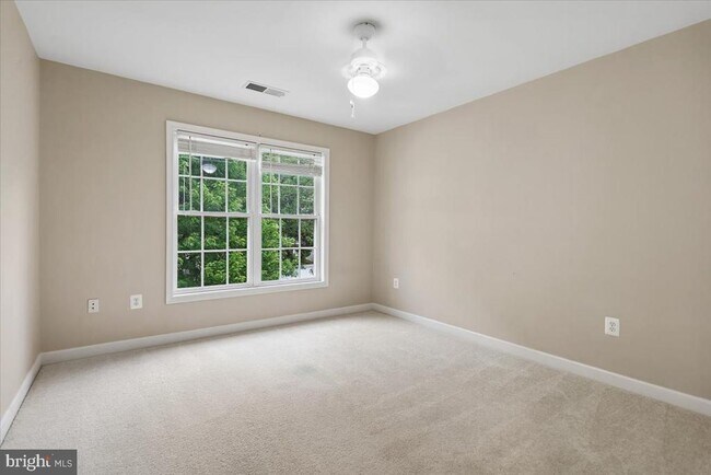 Building Photo - 42855 Chatelain Cir