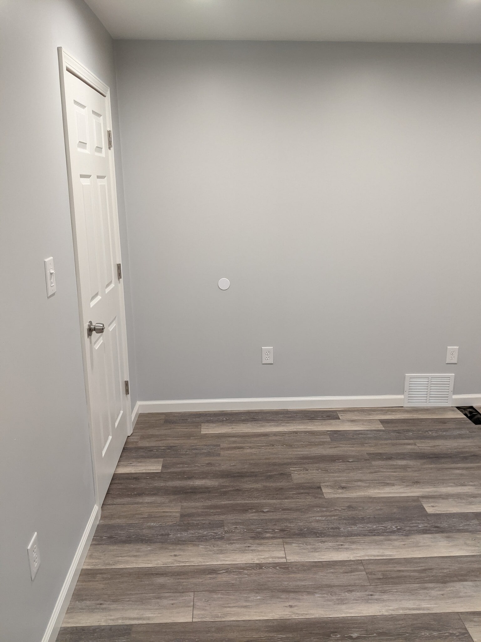 Back Bedroom - 310 Semple St