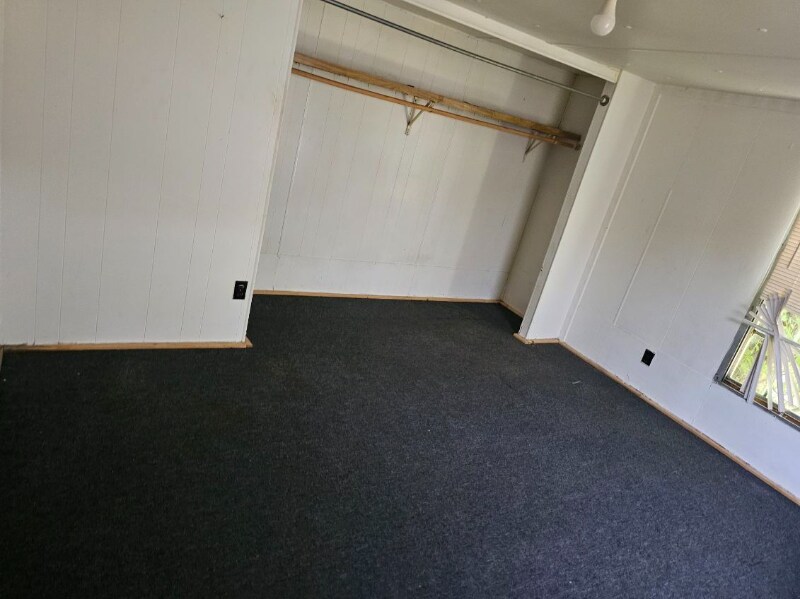 Building Photo - 1801 S Business 45
