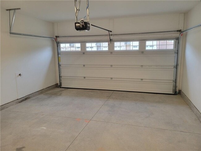 Building Photo - 203 Kinship Dr