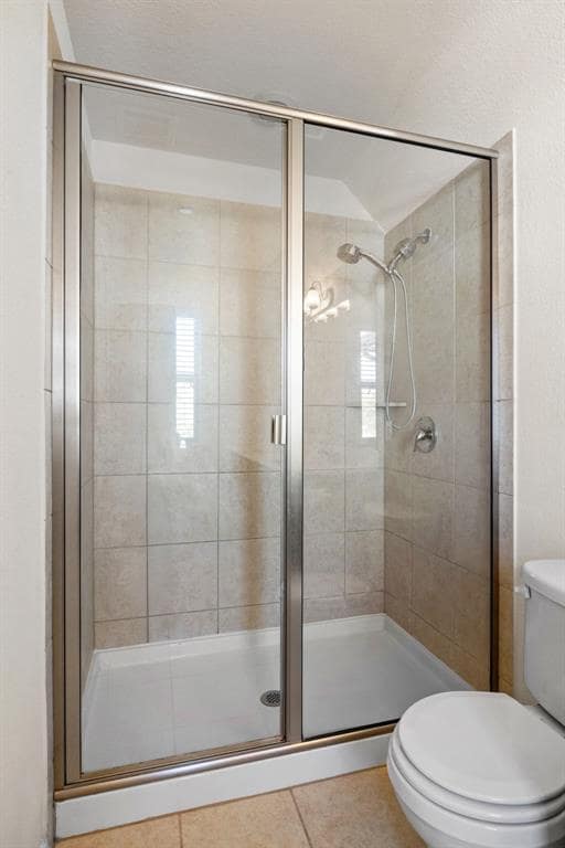 Building Photo - 2304 S Lakeline Blvd