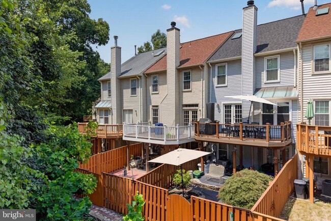 Building Photo - 7259 Worsley Way